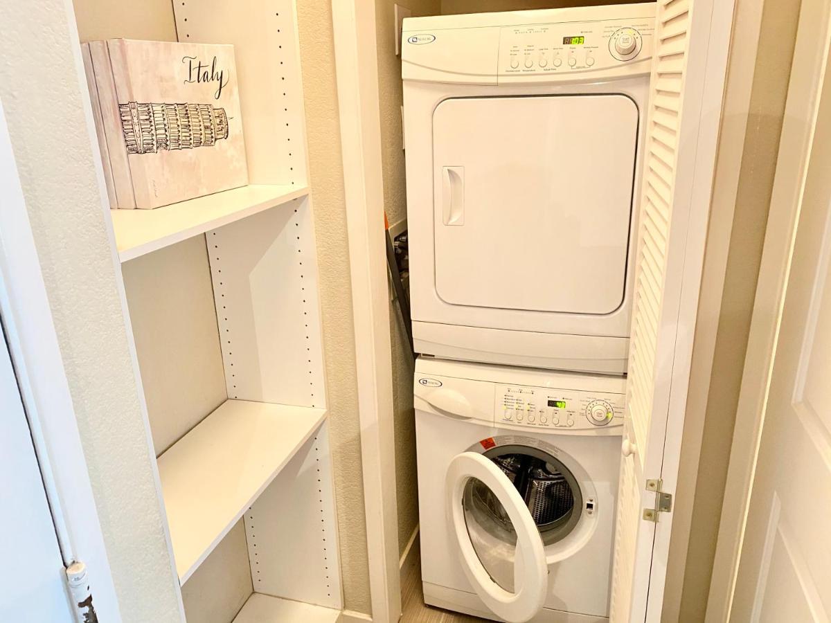 Holywood Hills !!! 2bed Studio !!! Apartamento